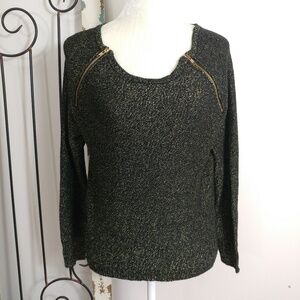 Bisou Bisou black/gold long sleeve knit top small